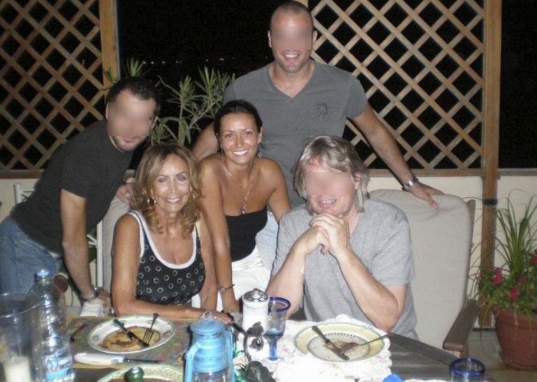 Російська шпигунка під виглядом світської левиці багато років морочила голови офіцерам НАТО в Європі: розслідування